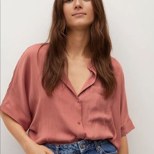 Pink pocket satin shirt